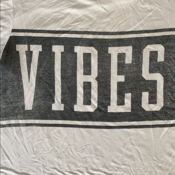 American Eagle t shirt - Picture 3 of 4